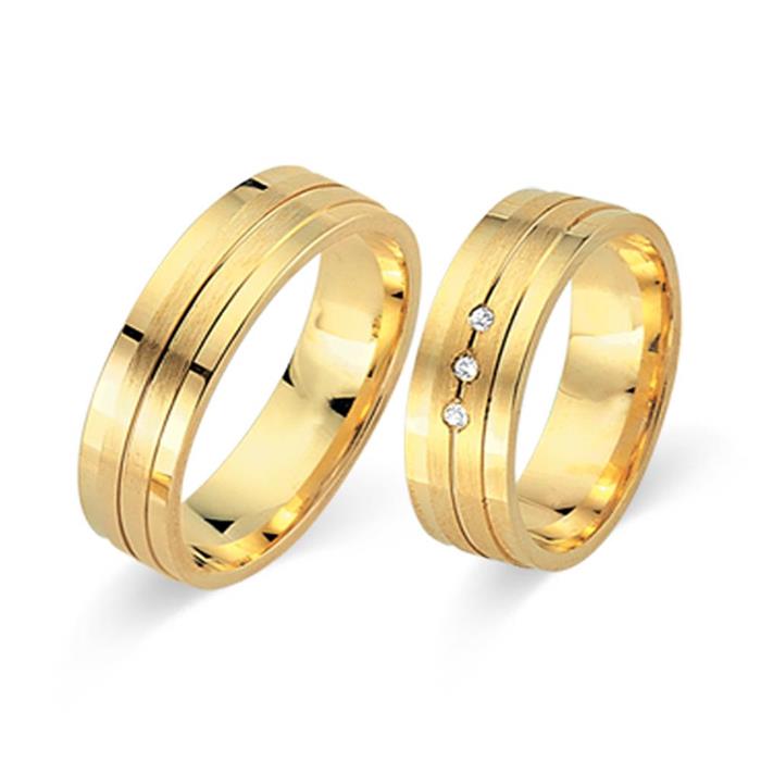 Wedding rings 18ct yellow gold 3 diamonds