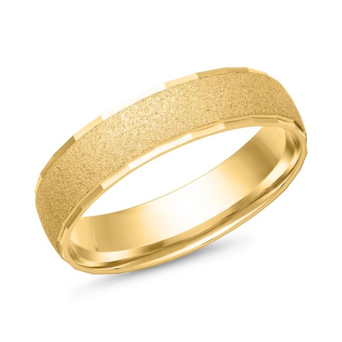 Wedding rings 8ct yellow gold with diamond