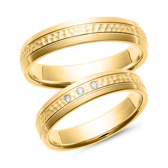 Wedding rings yellow gold with brilliant width 4.5 mm