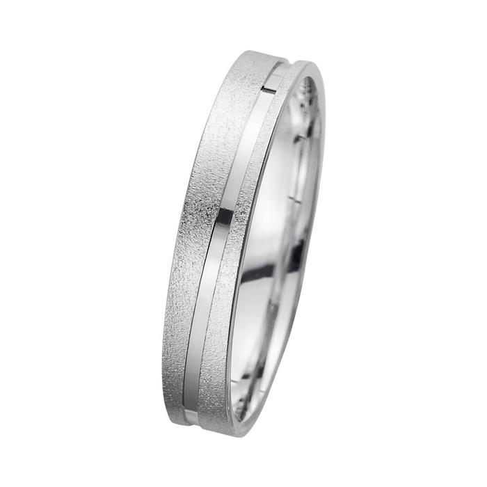 Trouwringen witgoud met Diamant breedte 4 mm