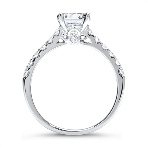 14ct White Gold Ring With Diamonds