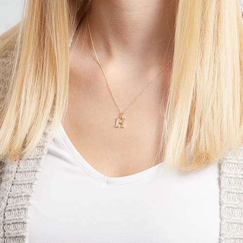 8ct Gold Chain Letter H With Zirconia