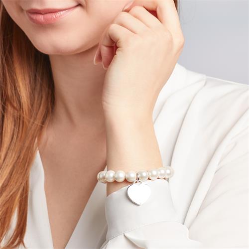 Pearl Bracelet With Heart Pendant