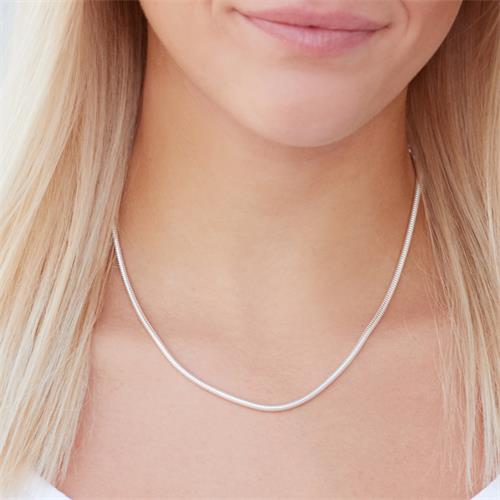 Sterling Silver Chain: Snake Chain Silver 2,4mm
