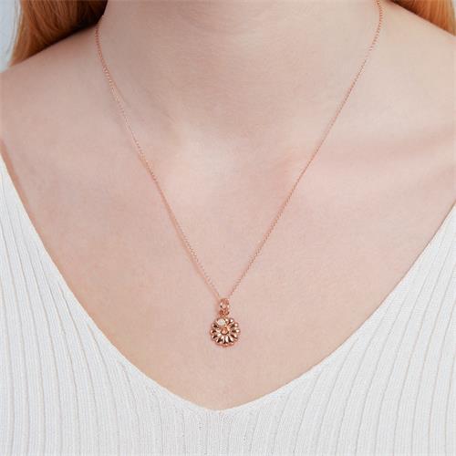 Gold Plated Silver Necklace Flower Pendant And Pearl