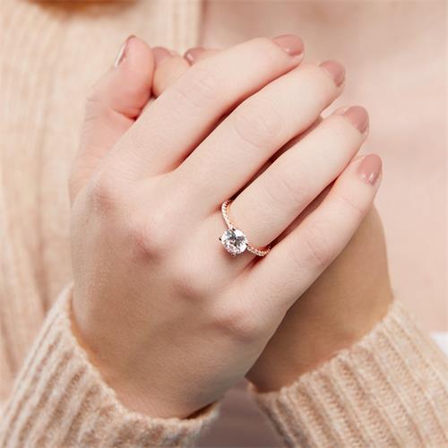 Rose gold plated 925 silver engagement ring Zirconia