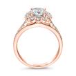 Engagement ring in rose gold with lab grown diamonds