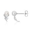 14K white gold stud earrings with pearls and diamonds