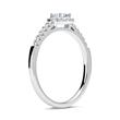 Engagement ring 18ct white gold with diamonds