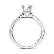18ct white gold ring with diamonds